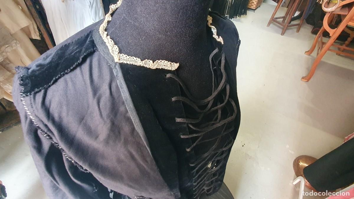 Antig&uuml;edades: Corpi&ntilde;o negro de terciopelo - Foto 6