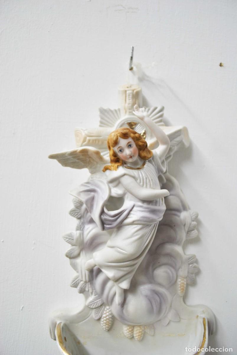 Antig&uuml;edades: BENDITERA ANTIGUA PORCELANA - Foto 2