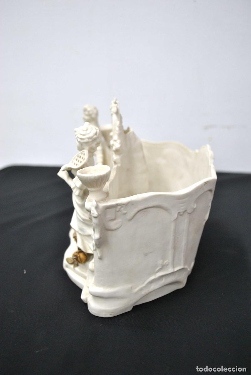 Antig&uuml;edades: CENTRO DE MESA PORCELANA BISCUIT - Foto 5