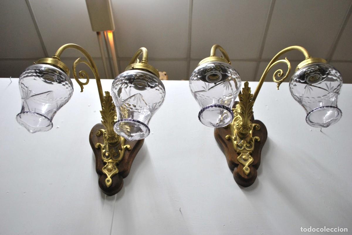 Antig&uuml;edades: PAREJA APLIQUES DE PARED BRONCE Y CRISTAL - Foto 9
