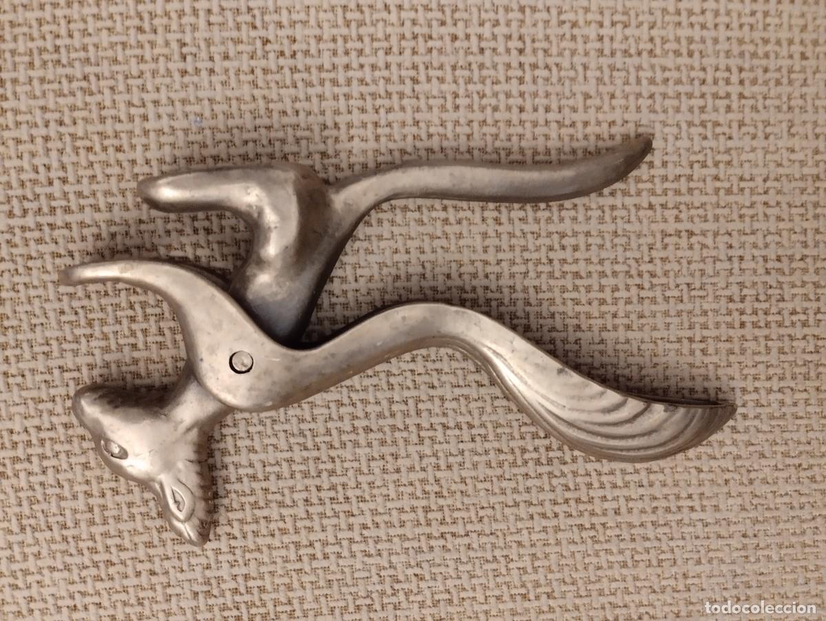 Antig&uuml;edades: Cascanueces ardilla bronce antiguo - Foto 2