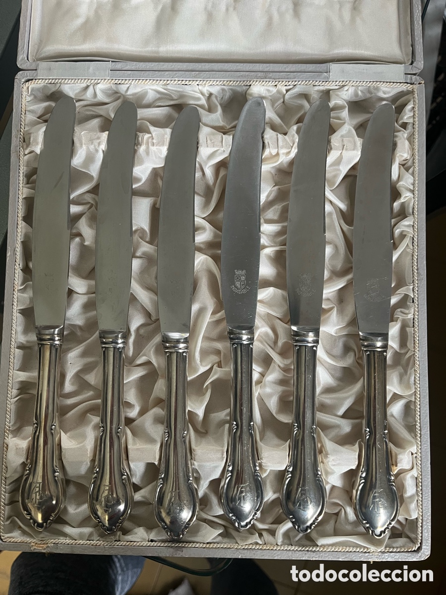 Antig&uuml;edades: 6 cuchillos ba&ntilde;ados en plata - Foto 1