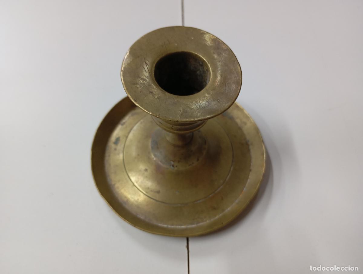 Antig&uuml;edades: PORTAVELAS DE BRONCE. PN02 - Foto 1