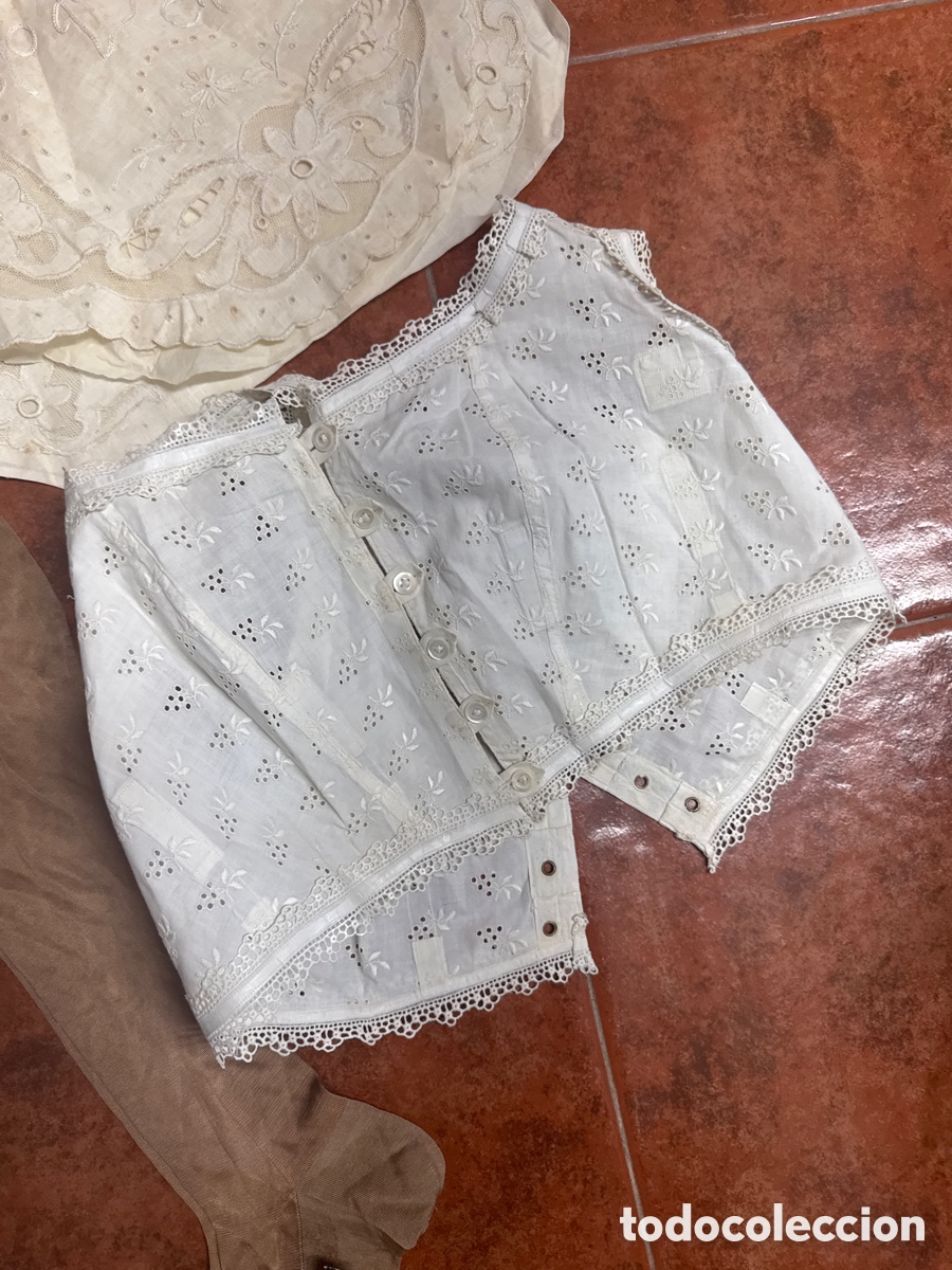 Antig&uuml;edades: Lote De Ropa Antigua de ni&ntilde;a - Foto 2
