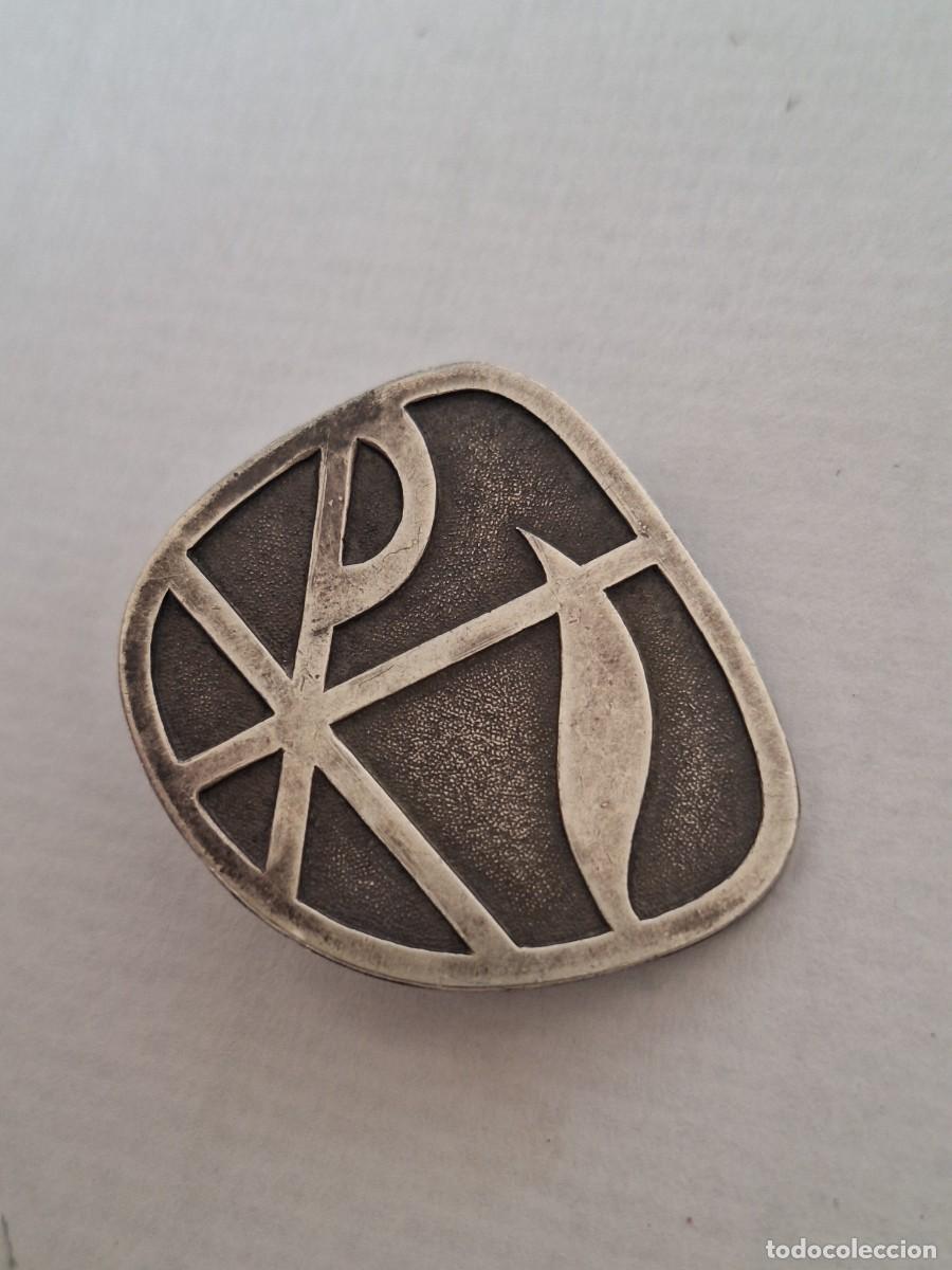 Antig&uuml;edades: Antigua insignia &iquest; religiosa ? - Foto 1