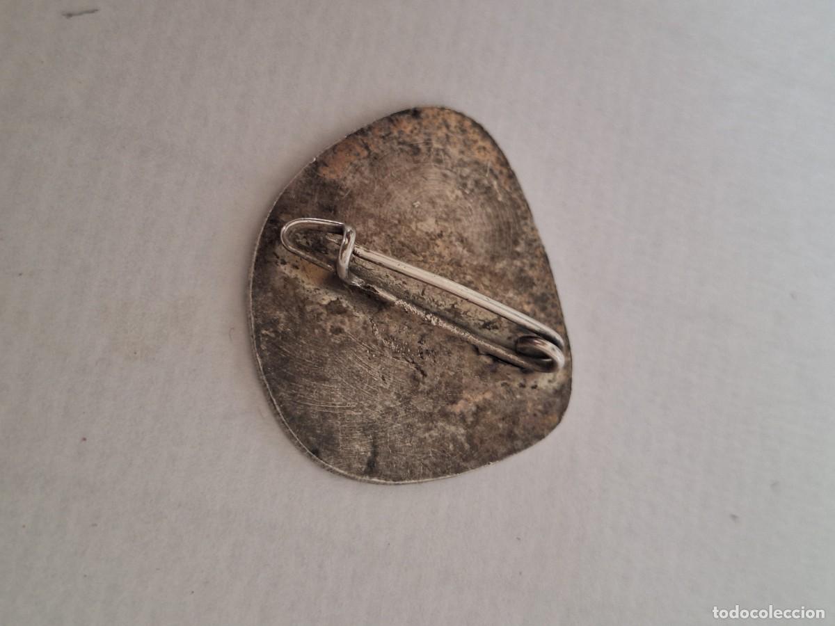 Antig&uuml;edades: Antigua insignia &iquest; religiosa ? - Foto 2