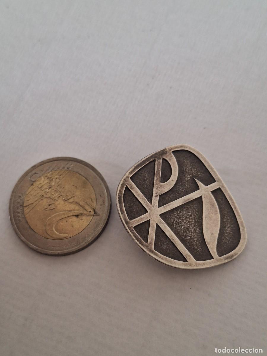 Antig&uuml;edades: Antigua insignia &iquest; religiosa ? - Foto 3