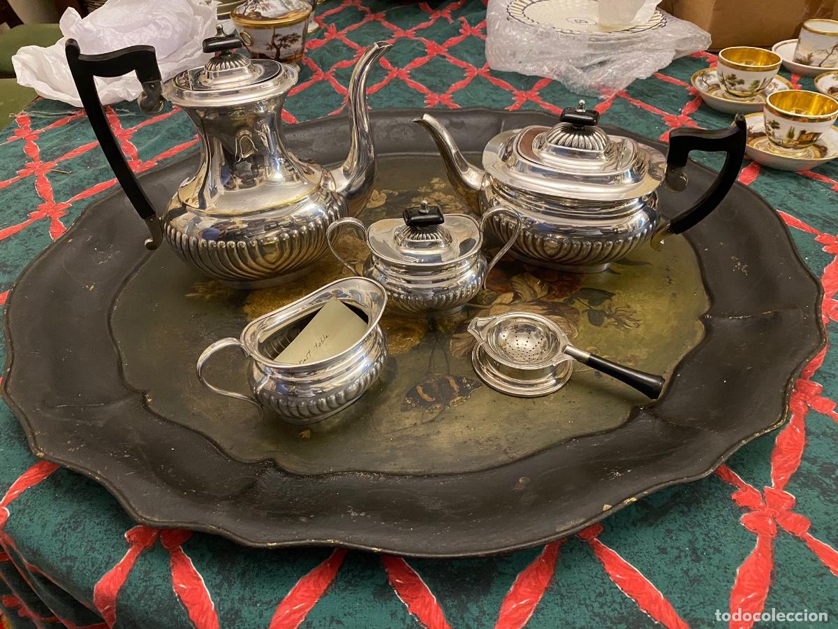 Antig&uuml;edades: Juego de cafe con ba&ntilde;o de plata - Foto 1