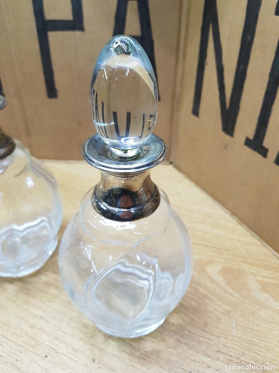 Antig&uuml;edades: PAREJA DE DOS PERFUMEROS ANTIGUOS DE CRISTAL - Foto 3