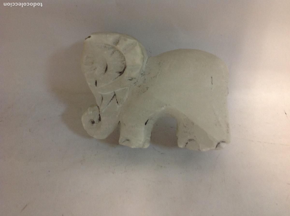 Antig&uuml;edades: Peque&ntilde;o elefante de alabastro - Foto 1