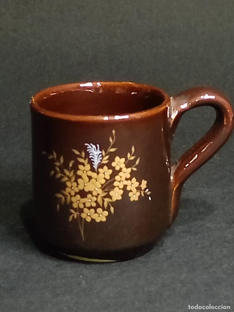 Antig&uuml;edades: tazas de cafe de ceramica