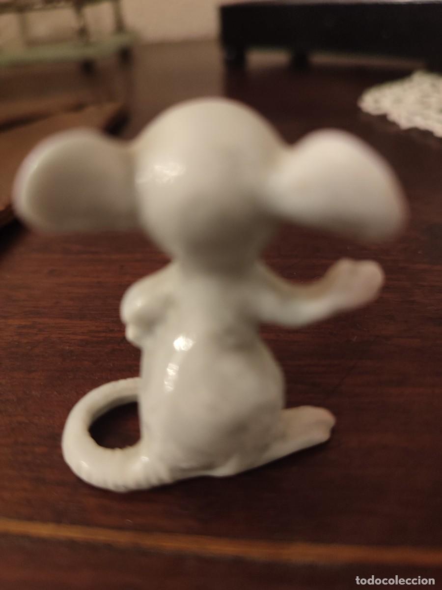 Antig&uuml;edades: Figurita de porcelana - Foto 4