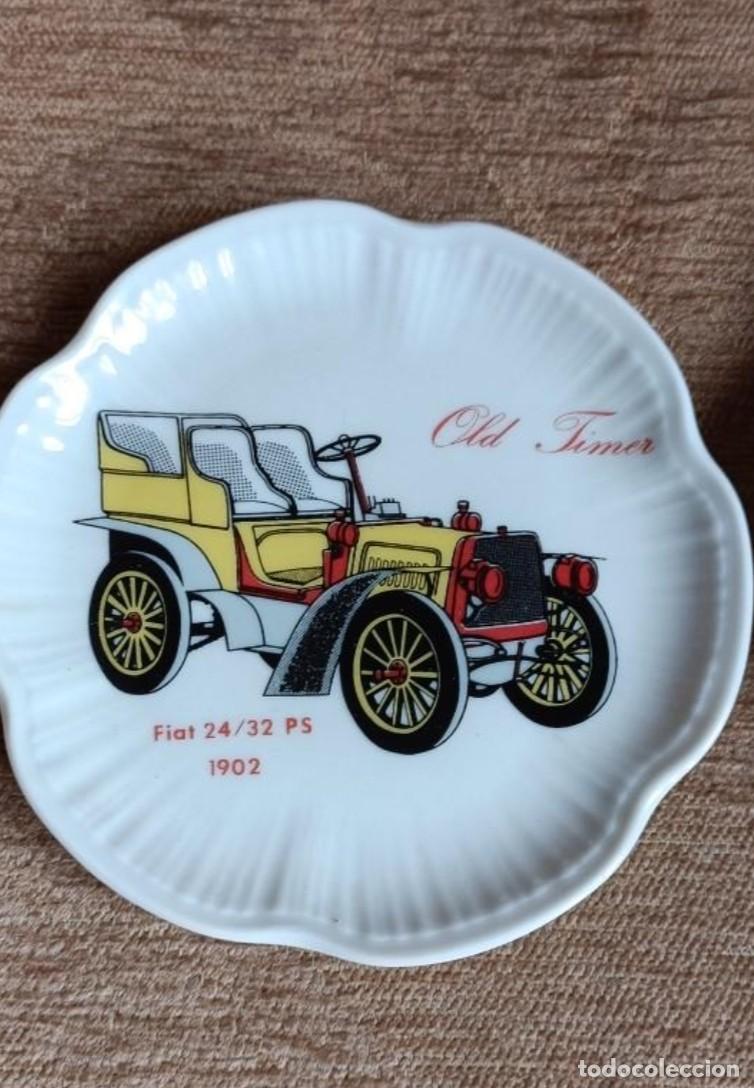 Antig&uuml;edades: Lote dos platitos coches antiguos - Foto 1