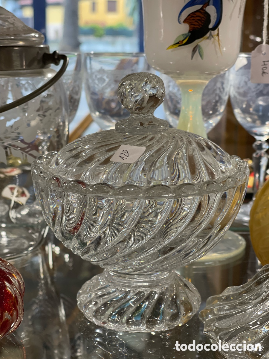 Antig&uuml;edades: Bombonera de cristal de baccarat - Foto 1