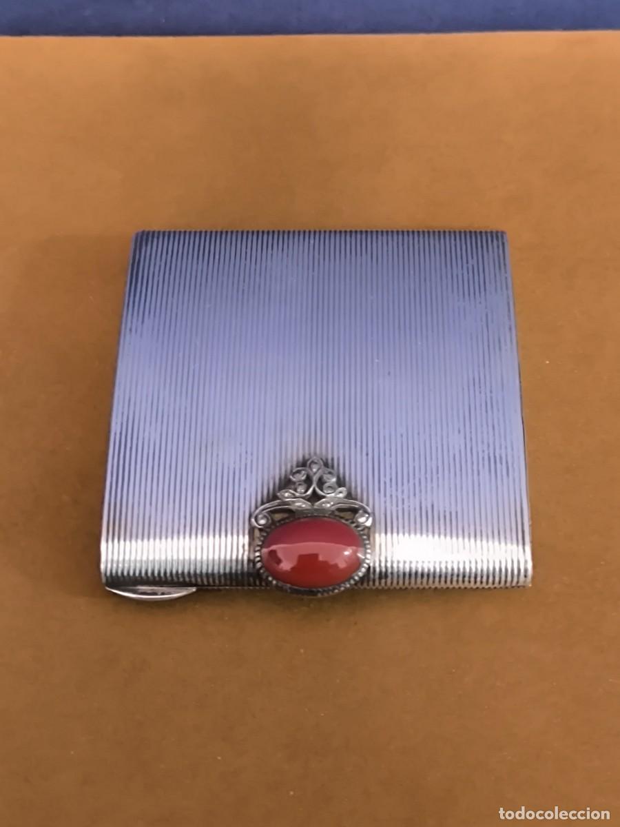 Antig&uuml;edades: POLVERA DE PLATA CON PIEDRA TIPO AGATA - Foto 1