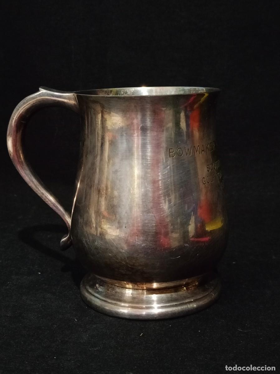 Antig&uuml;edades: jarra de plata hecha a mano 1970
