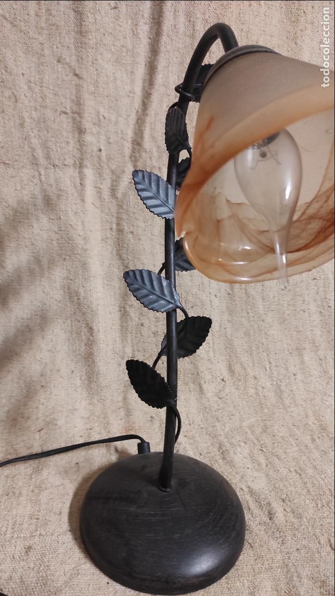 Antig&uuml;edades: LAMPARAS DE HIERRO CON TULIPA - Foto 4