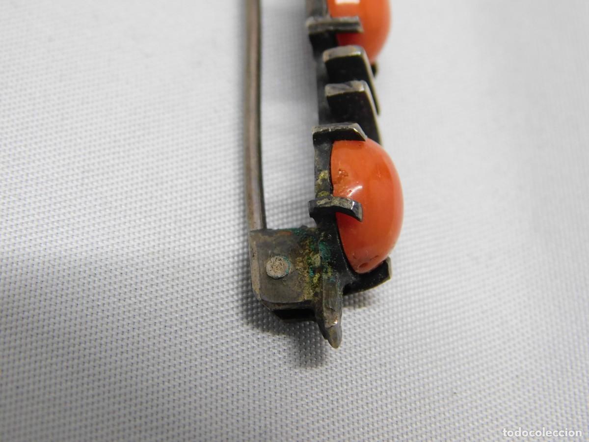 Antig&uuml;edades: BROCHE DE PLATA Y CORAL - Foto 6