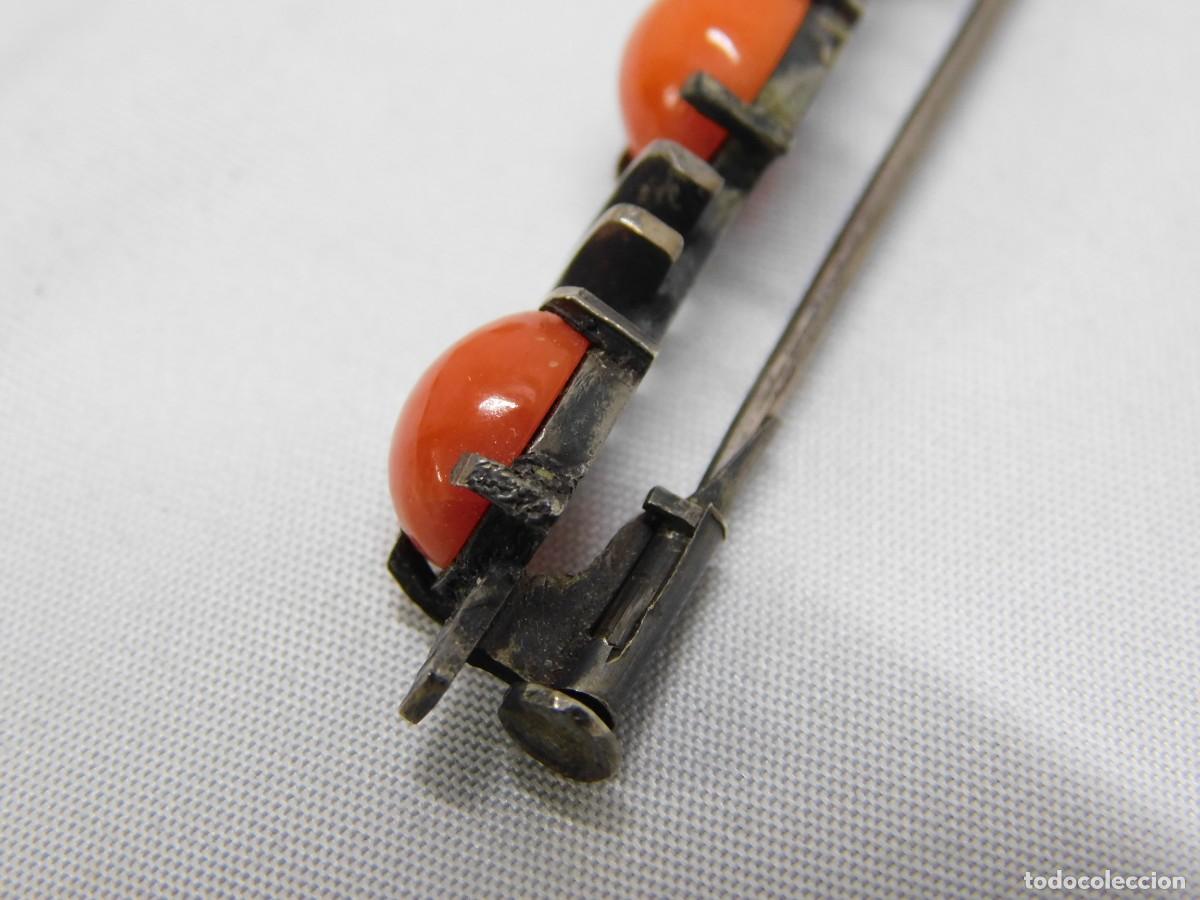 Antig&uuml;edades: BROCHE DE PLATA Y CORAL - Foto 7