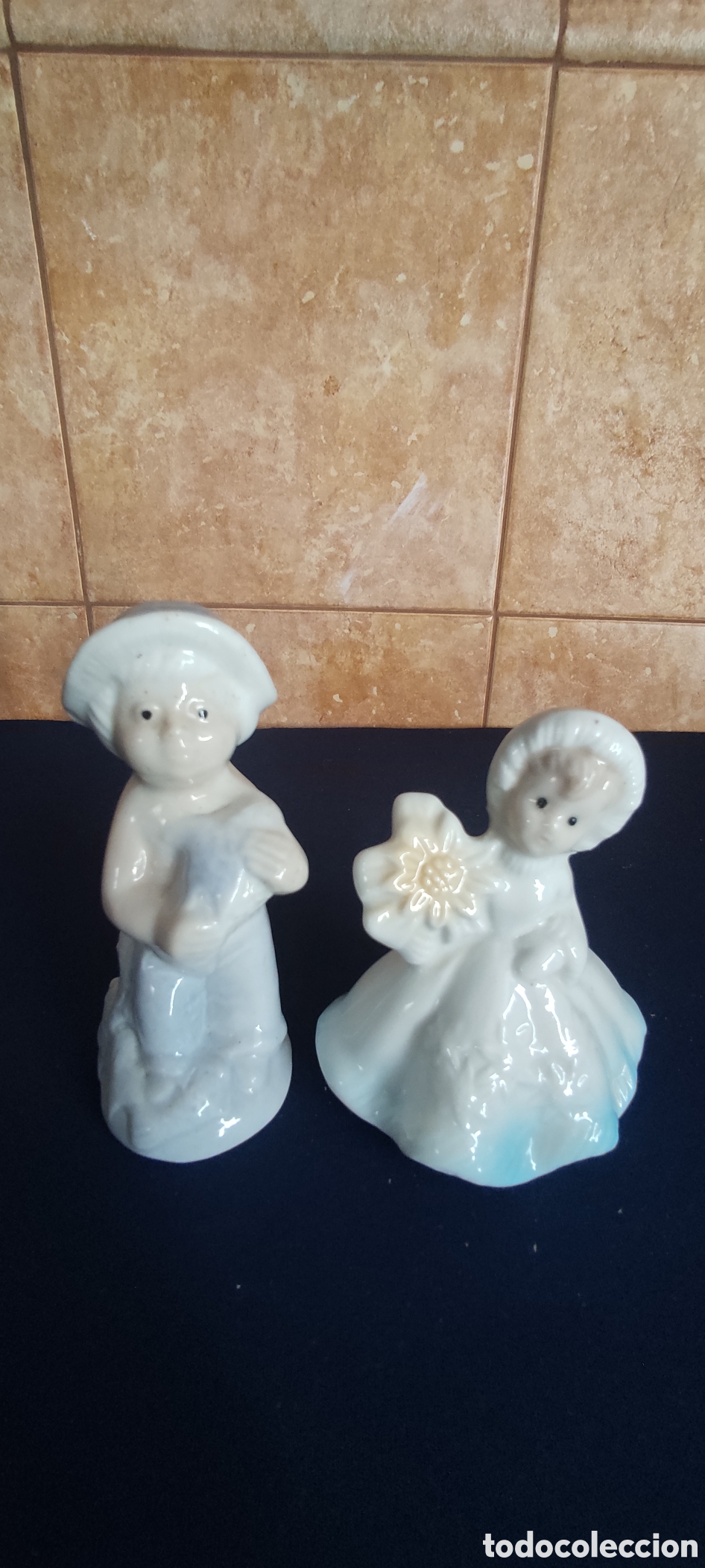 Antig&uuml;edades: Pareja de figuras de pircelana - Foto 6