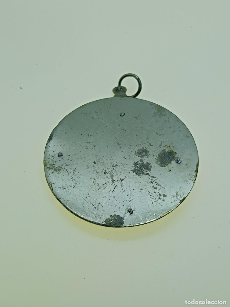 Oggetti Antichi: medalla de ni&ntilde;o Jesus 6 cm.