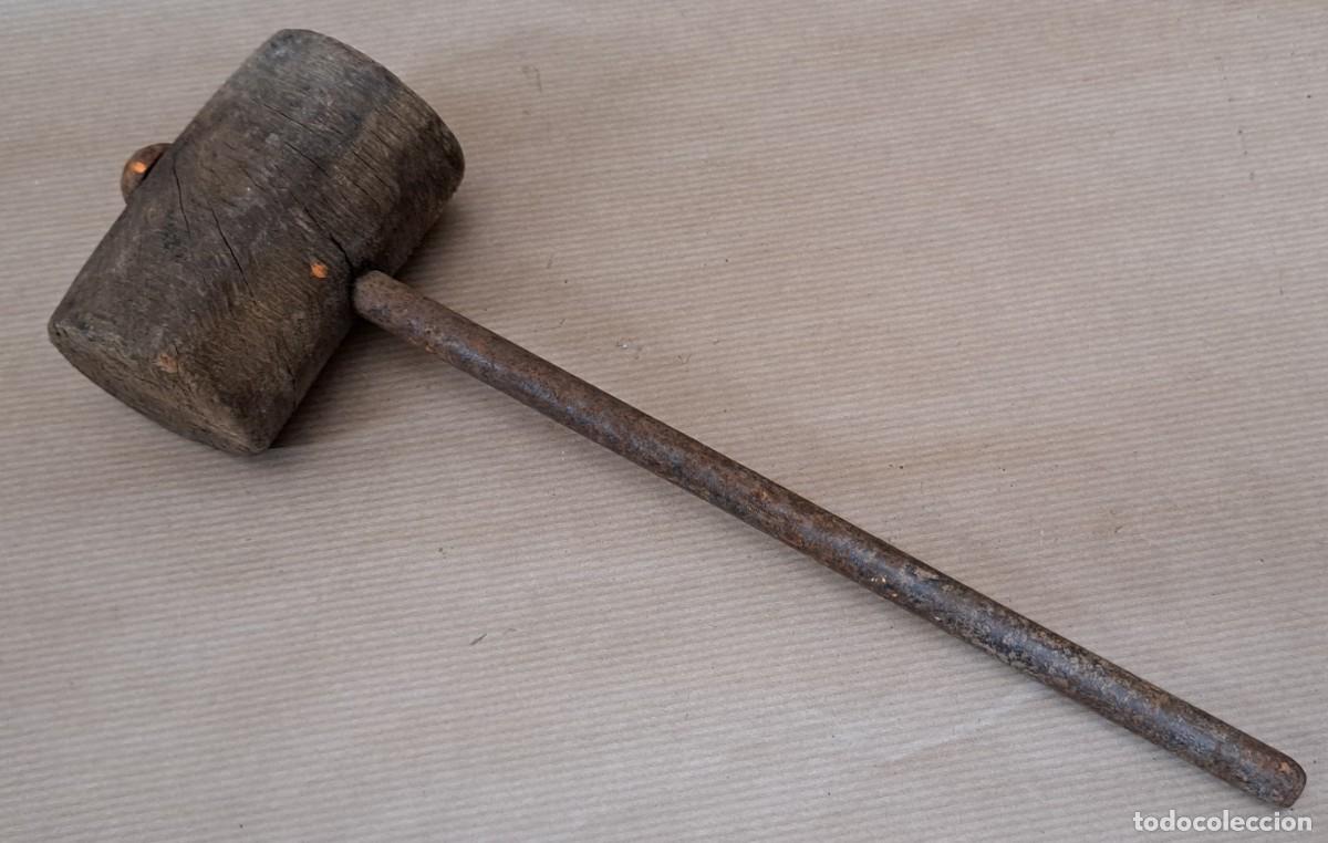 Antig&uuml;edades: MAZO DE MADERA MANGO DE HIERRO - Foto 1
