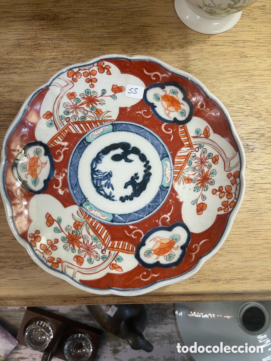 Antig&uuml;edades: Plato de porcelana Imari - Foto 1