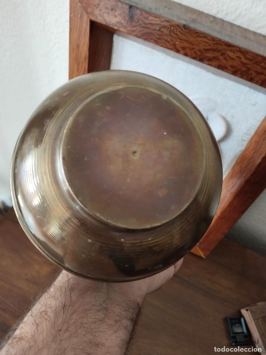 Antig&uuml;edades: Jarr&oacute;n florero en cobre. 24 cm. - Foto 13