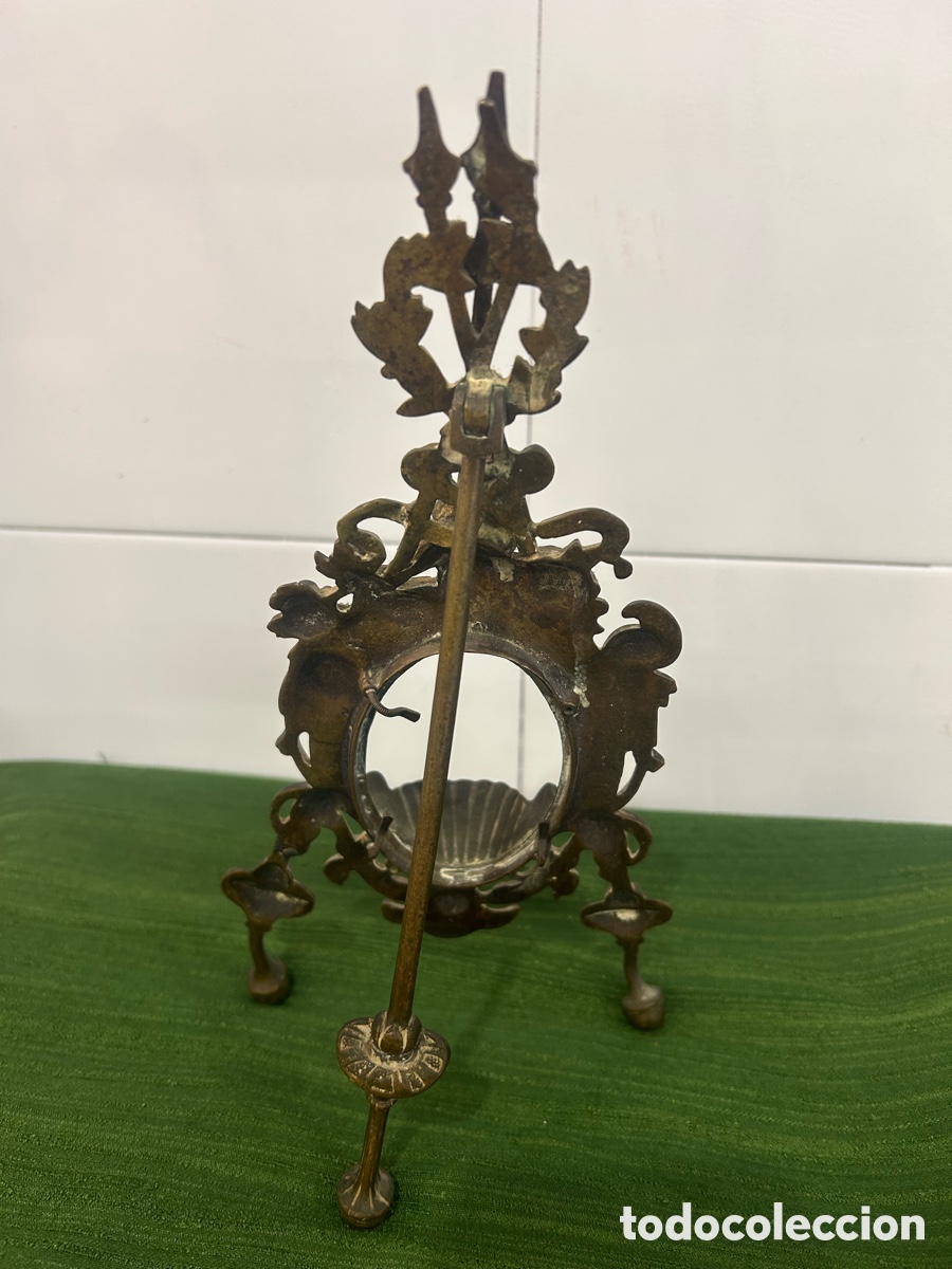 Antig&uuml;edades: Antiguo marco de bronce con querub&iacute;n, tipo Benditera - Foto 5