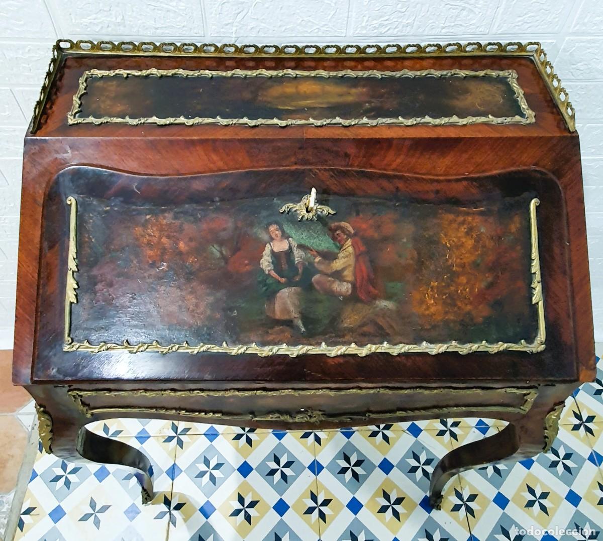 Antig&uuml;edades: Escritorio secreter decorado a mano - Foto 2