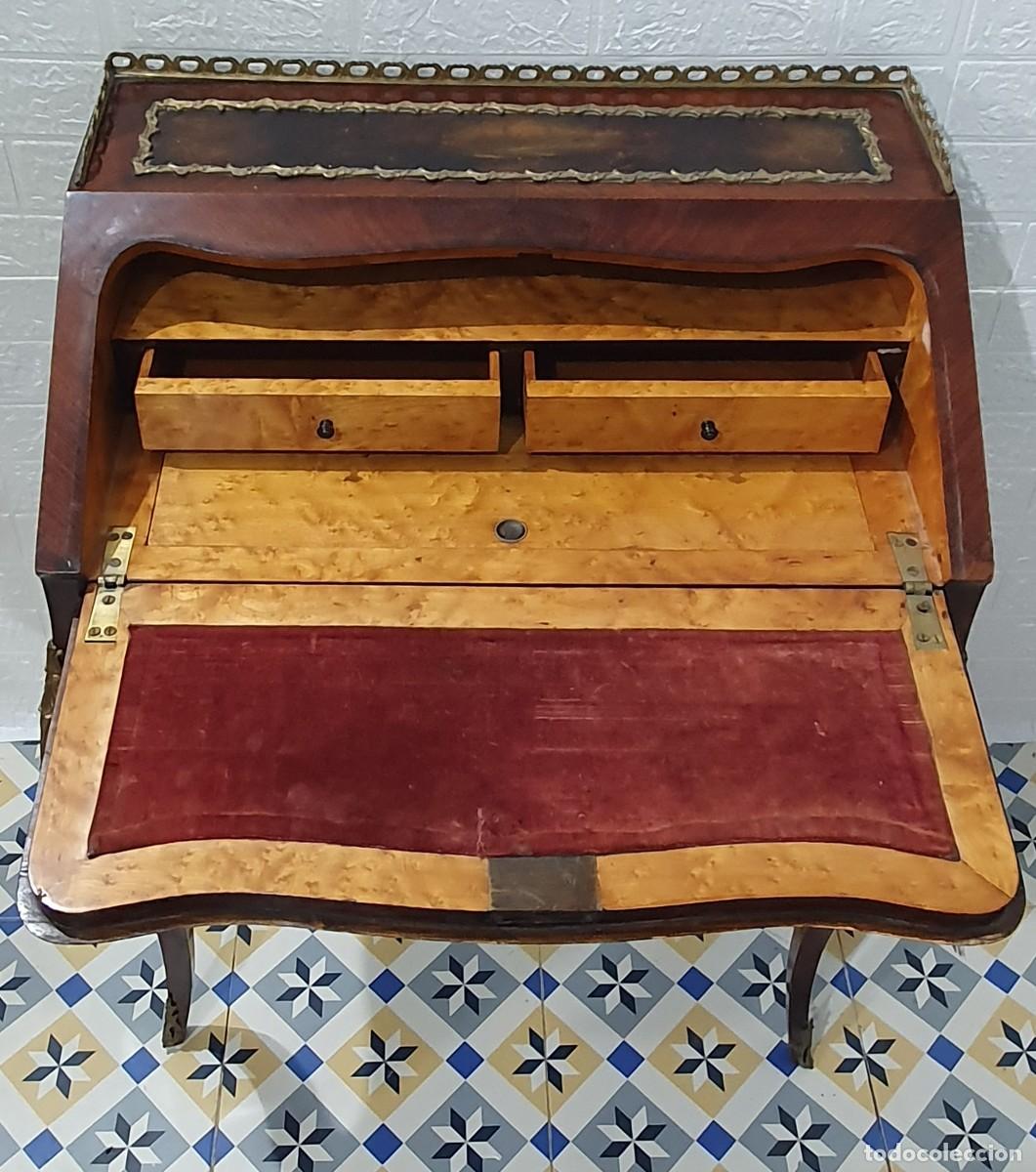 Antig&uuml;edades: Escritorio secreter decorado a mano - Foto 3
