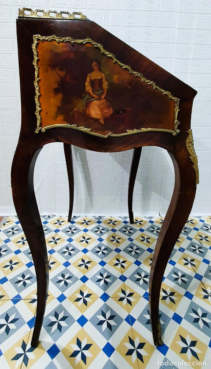Antig&uuml;edades: Escritorio secreter decorado a mano - Foto 7