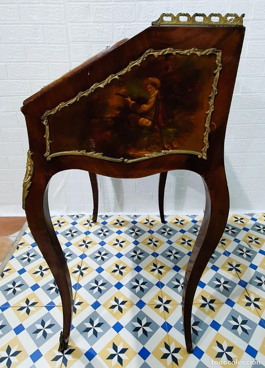 Antig&uuml;edades: Escritorio secreter decorado a mano - Foto 9