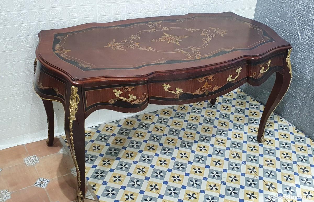 Antig&uuml;edades: Mesa de despacho Luis XV con decorados y bronces - Foto 4