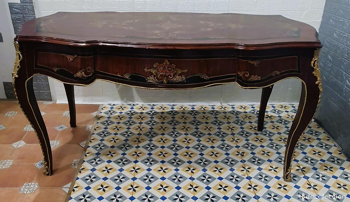 Antig&uuml;edades: Mesa de despacho Luis XV con decorados y bronces - Foto 9