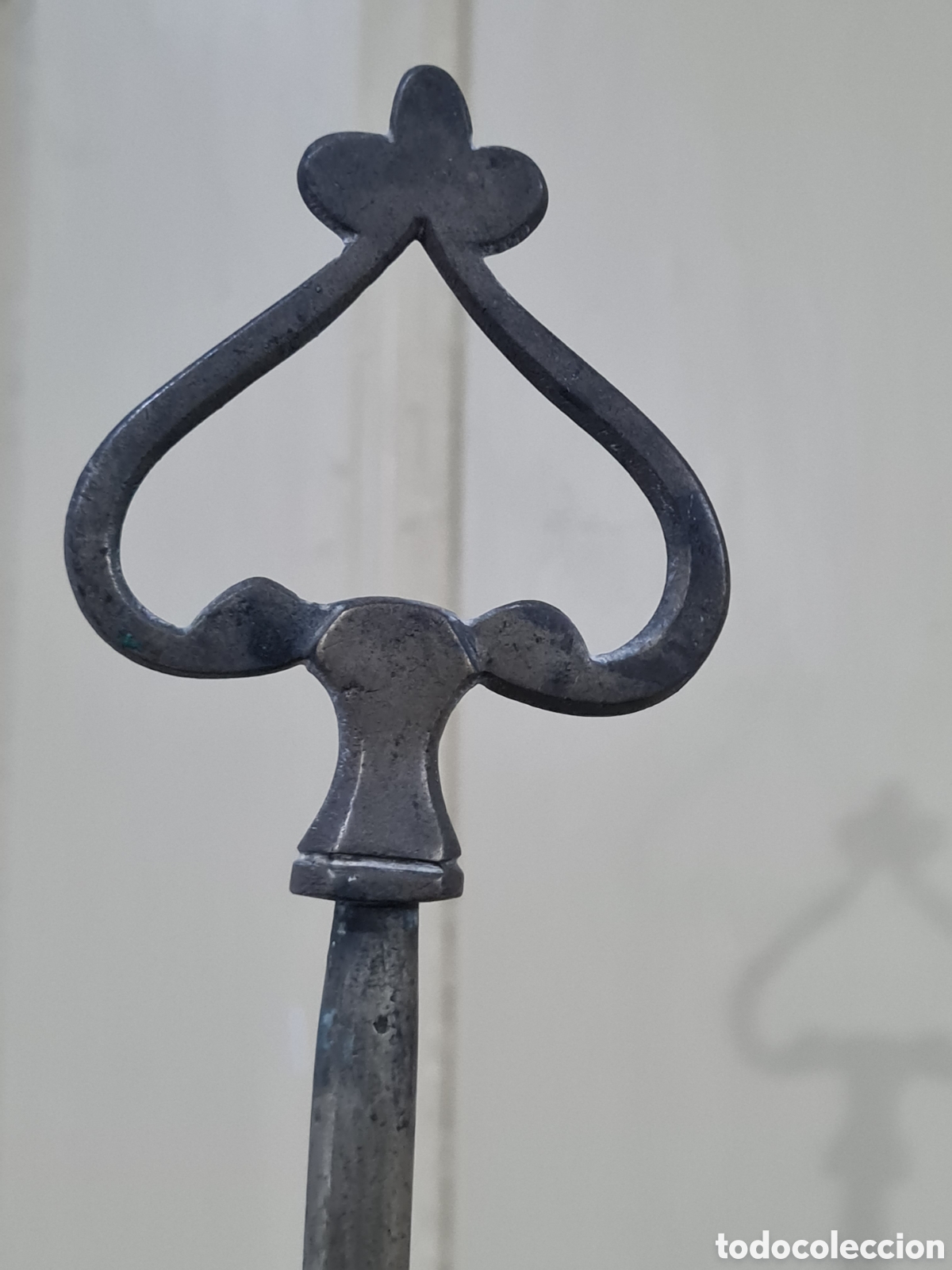 Antig&uuml;edades: Antiguo candil de bronce - Foto 4