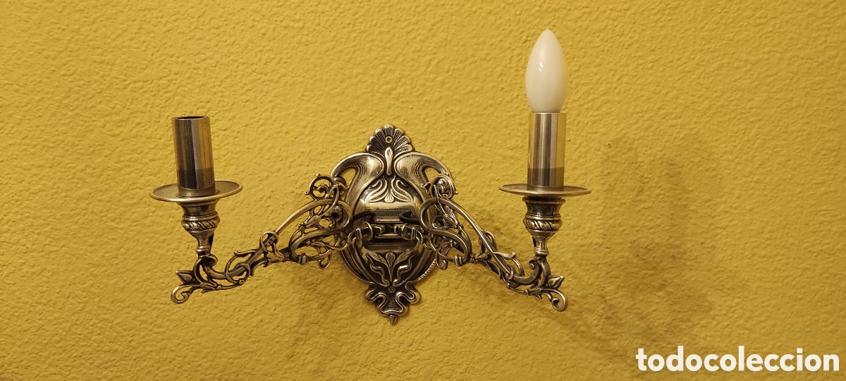 Antig&uuml;edades: Lote de dos apliques - Foto 2