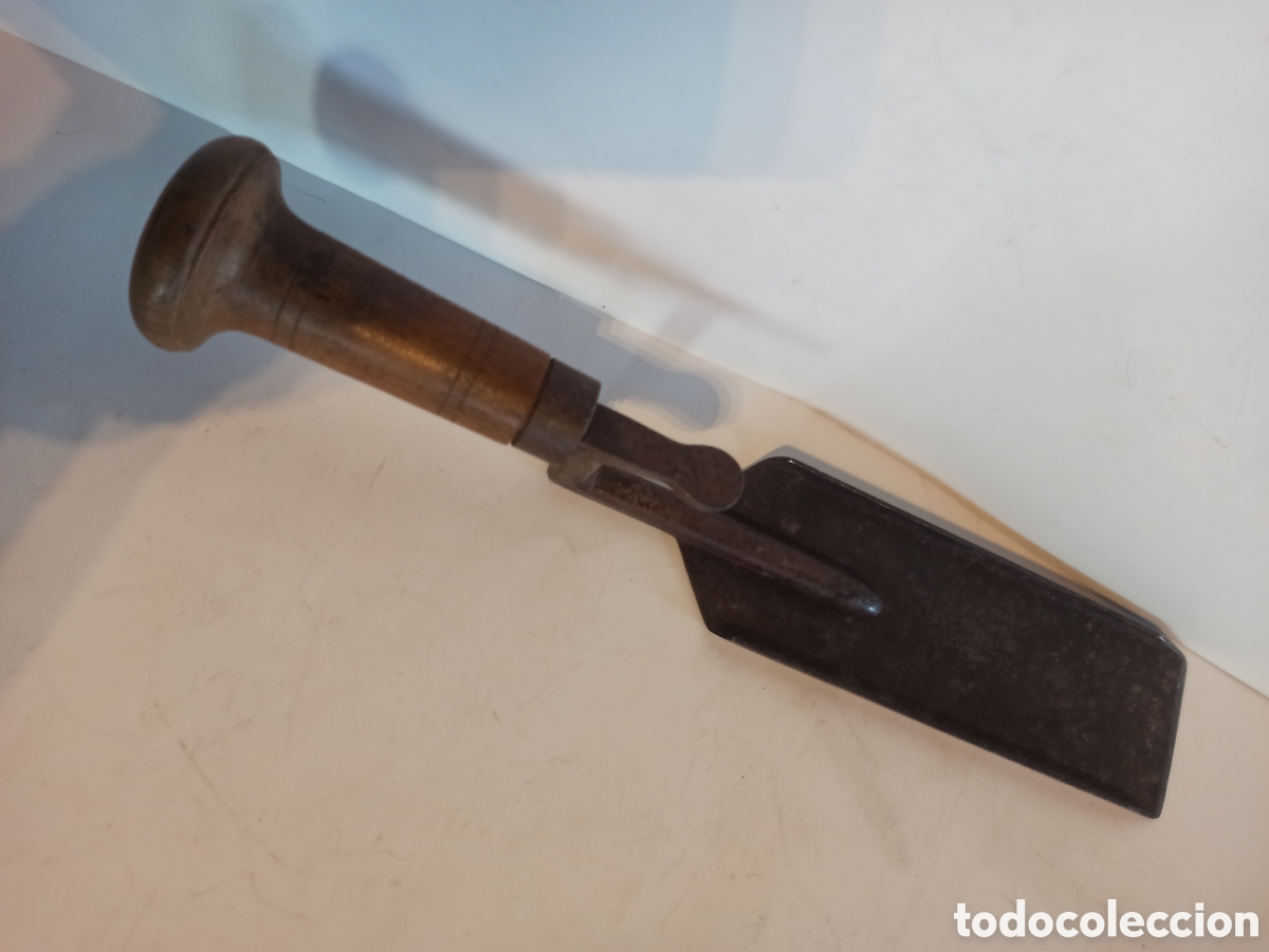 Antig&uuml;edades: Herramienta........................ - Foto 2
