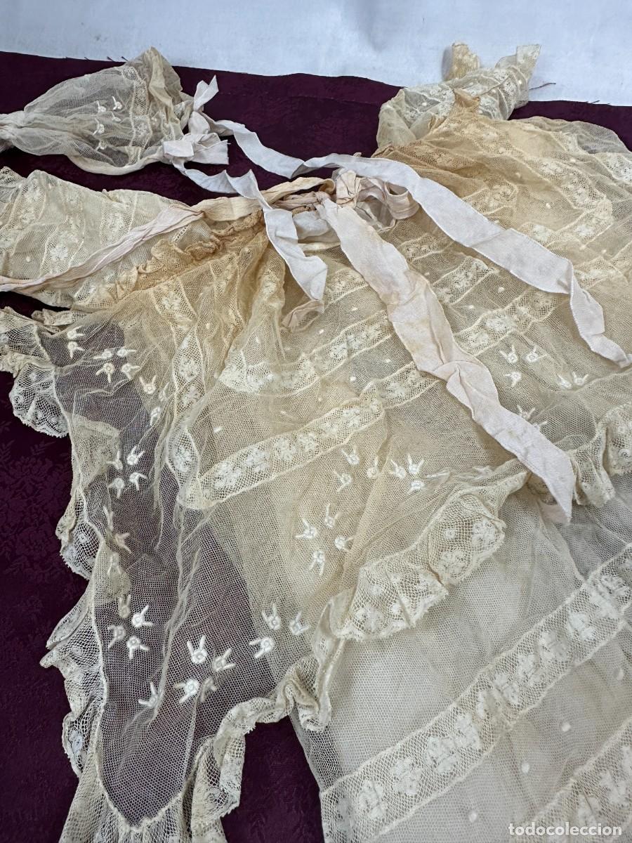 Antig&uuml;edades: Vestido y gorro de beb&eacute; - Foto 6