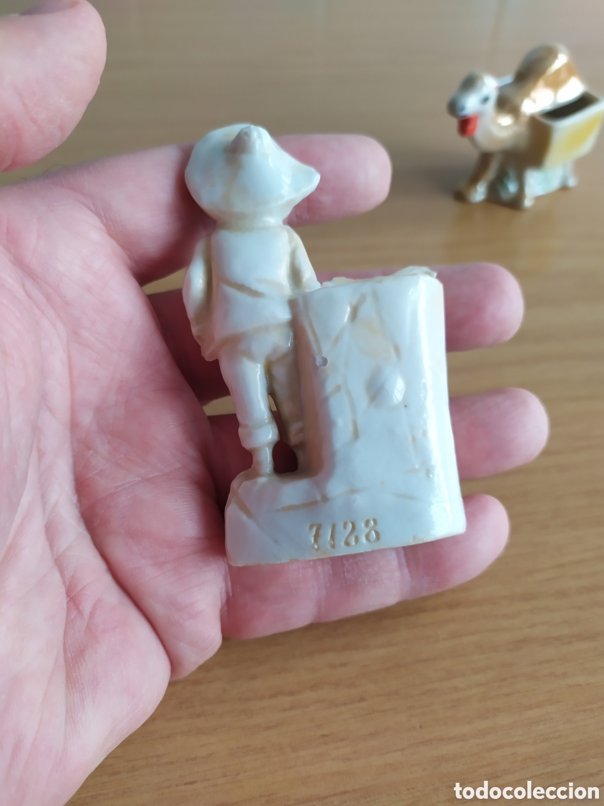 Antig&uuml;edades: Dos palilleros de porcelana. - Foto 4