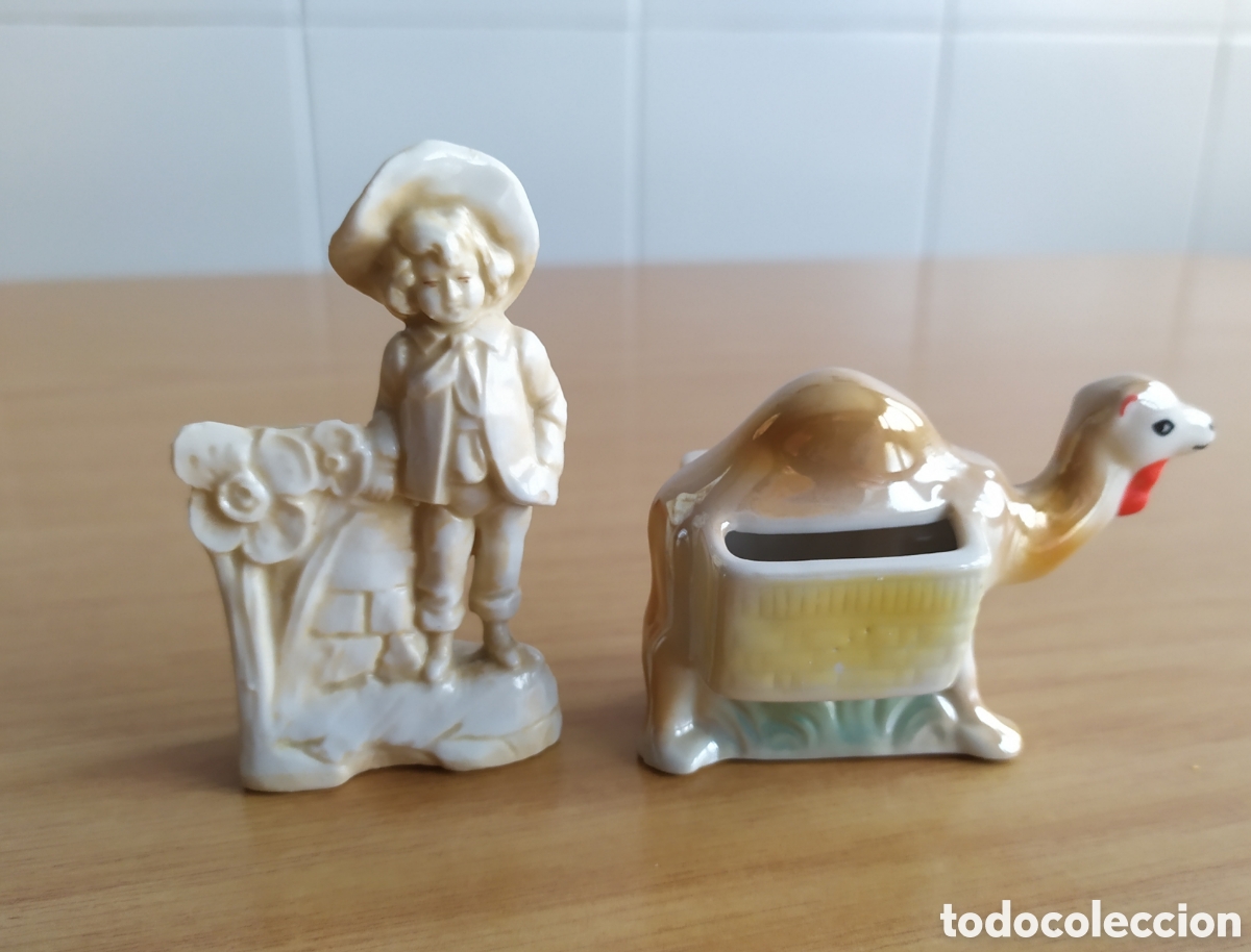 Antig&uuml;edades: Dos palilleros de porcelana. - Foto 1