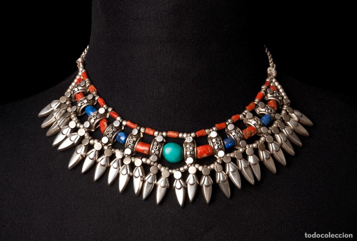 Antig&uuml;edades: Collar tibetano de plata - Foto 1