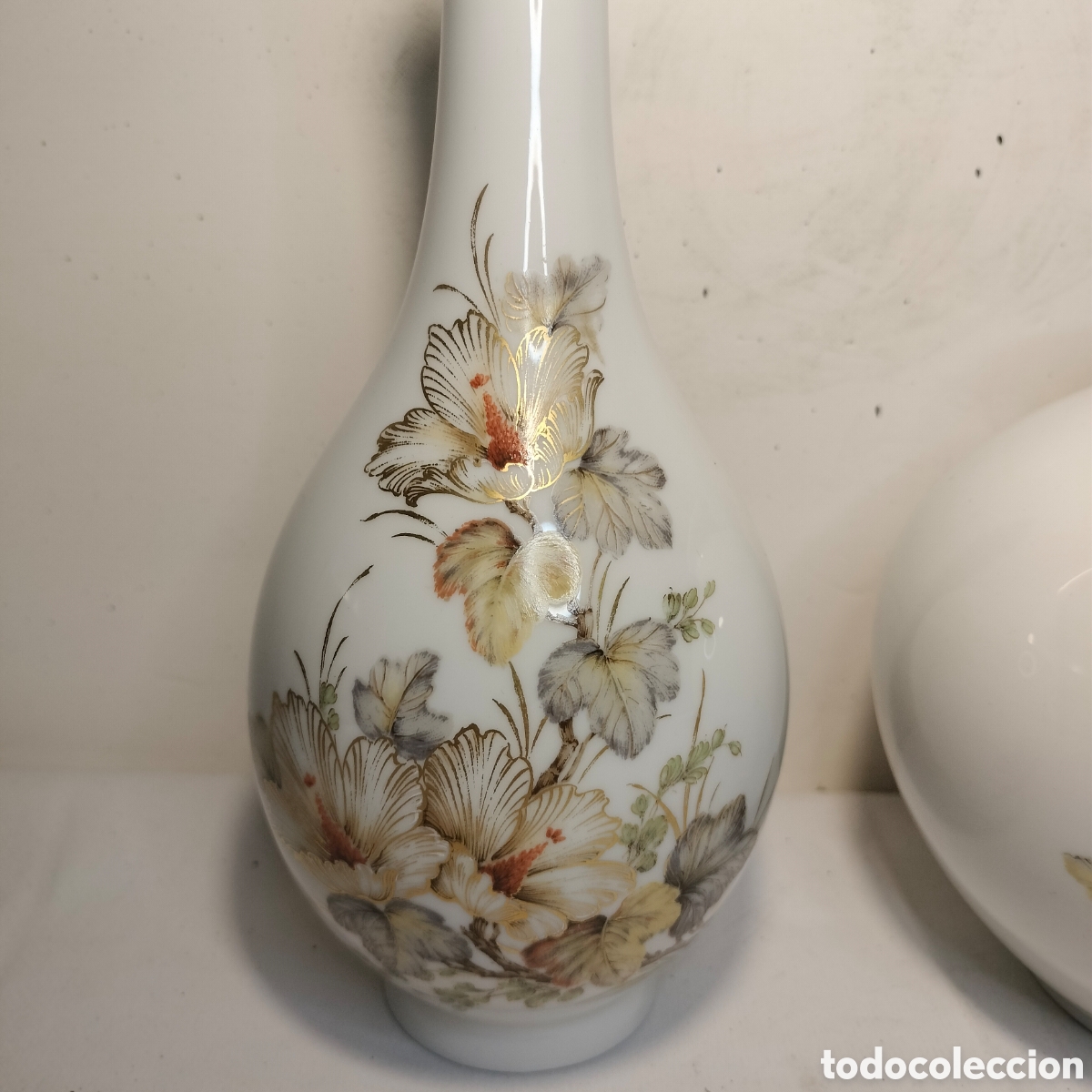 Antig&uuml;edades: Dos Jarrones Porcelana- Kaiser- Alice - Foto 2