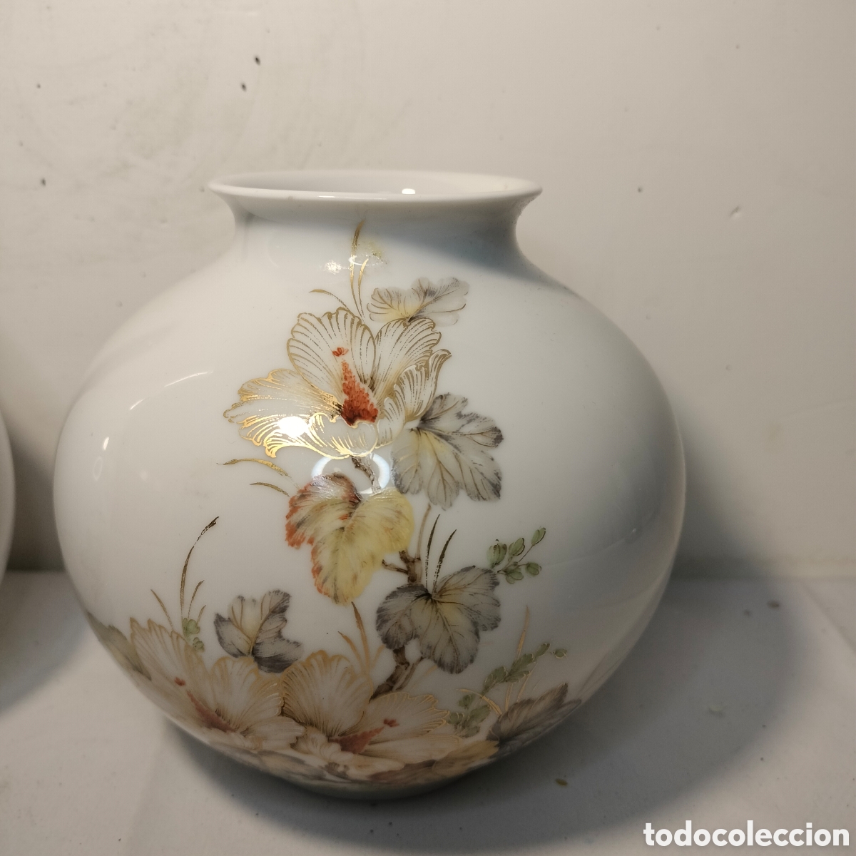 Antig&uuml;edades: Dos Jarrones Porcelana- Kaiser- Alice - Foto 3