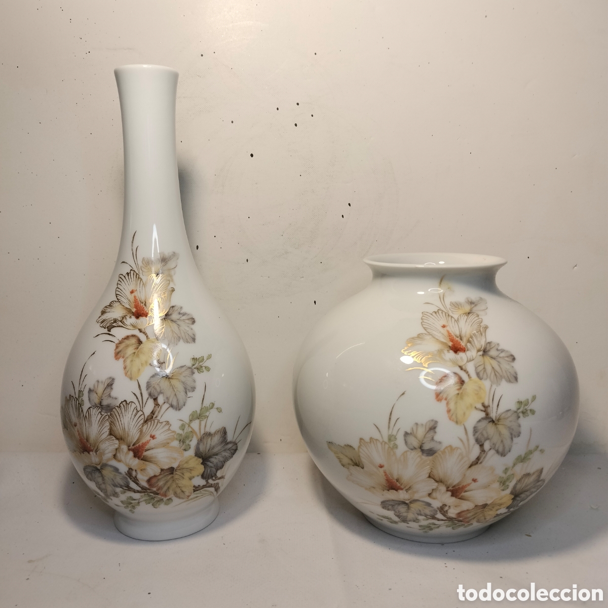 Antig&uuml;edades: Dos Jarrones Porcelana- Kaiser- Alice - Foto 1