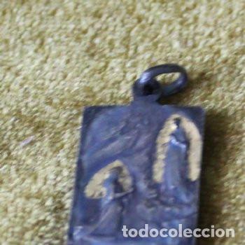 Antig&uuml;edades: Antiguo escapulario Virgen de Lourdes. - Foto 2