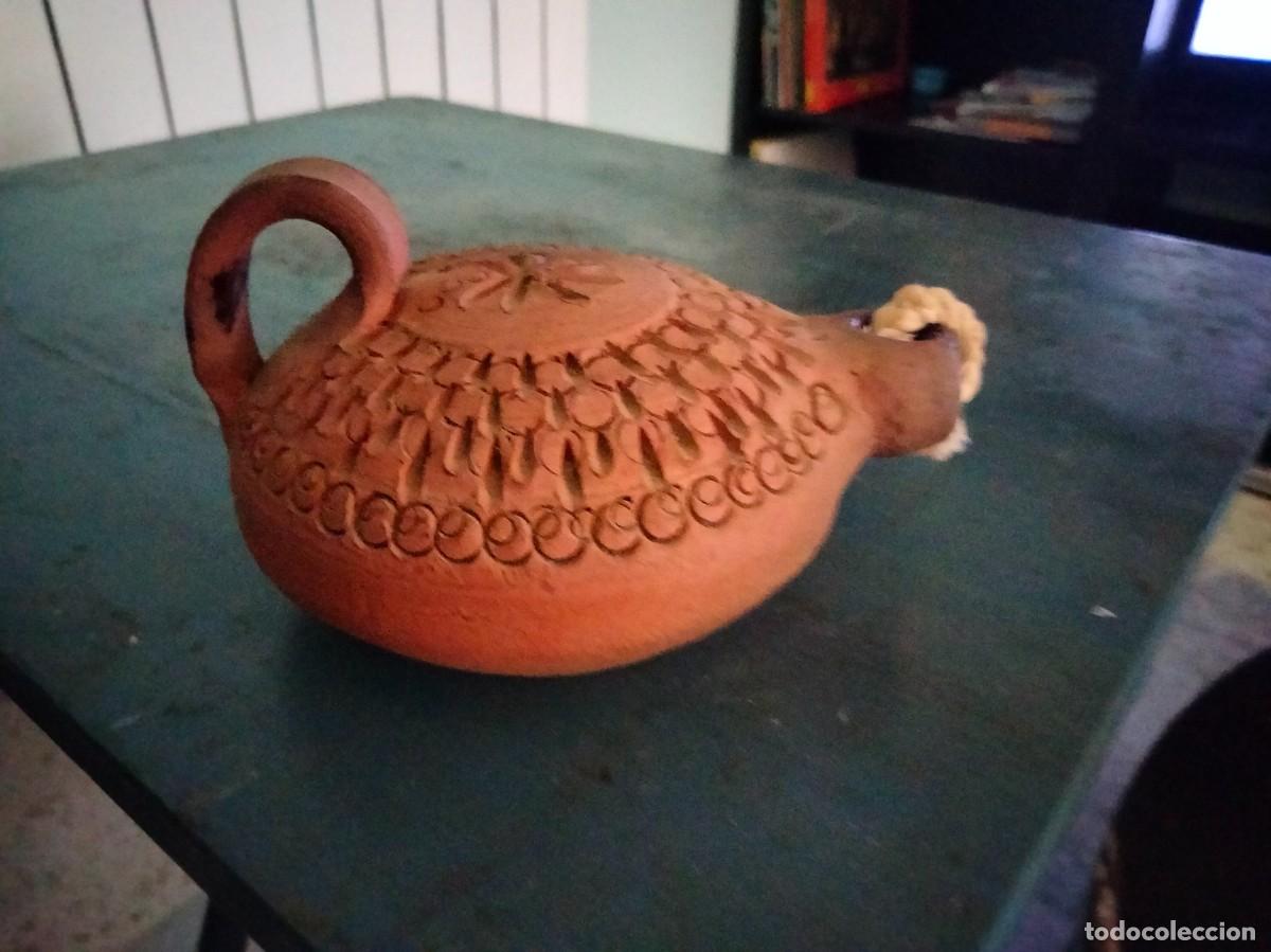 Antig&uuml;edades: L&aacute;mpara de aceite hecha de barro - Foto 2