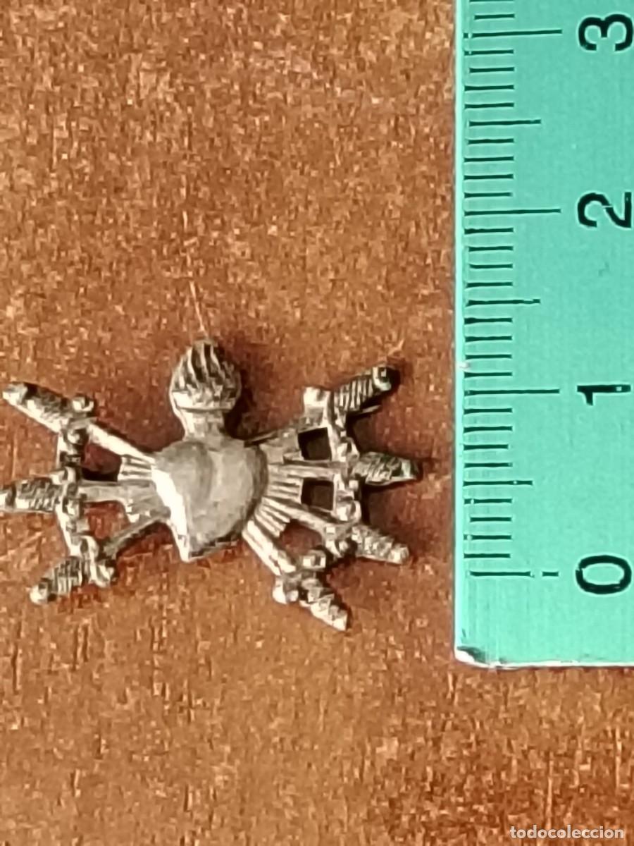 Antig&uuml;edades: Insignia coraz&oacute;n con 7 espadas virgen dolorosa - Foto 7