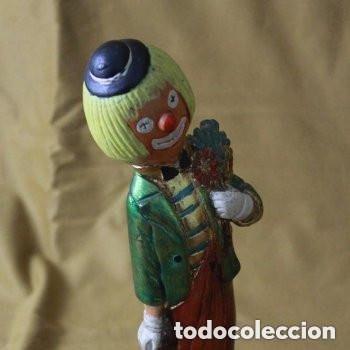 Antig&uuml;edades: Figura de cer&aacute;mica. Payaso. - Foto 1