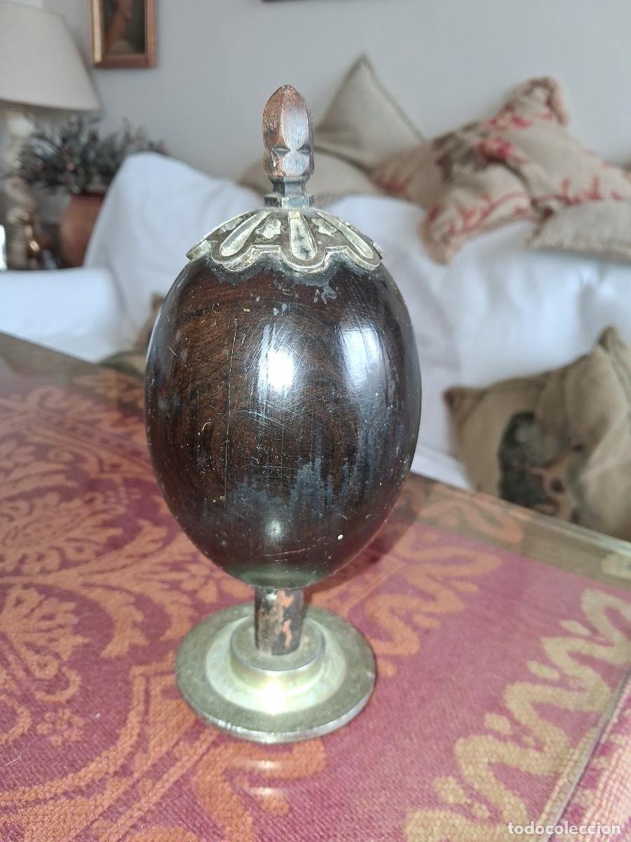 Antig&uuml;edades: BOLA ARRANQUE DE ESCALERA - Foto 1